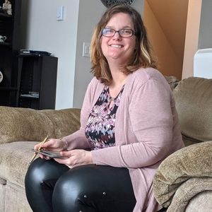 Meet your Posher, Chris tara